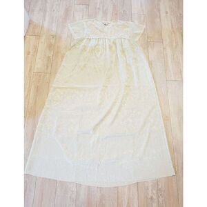 Oscar De‎ La Renta XL Nightgown Mint Green Satin Long 1980's Vintage Lace